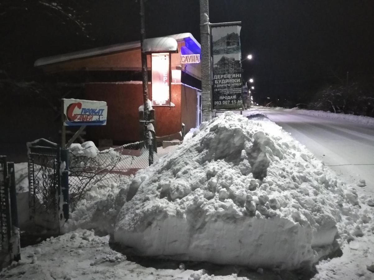 Комфортні Номери Mykulychyn Exterior foto
