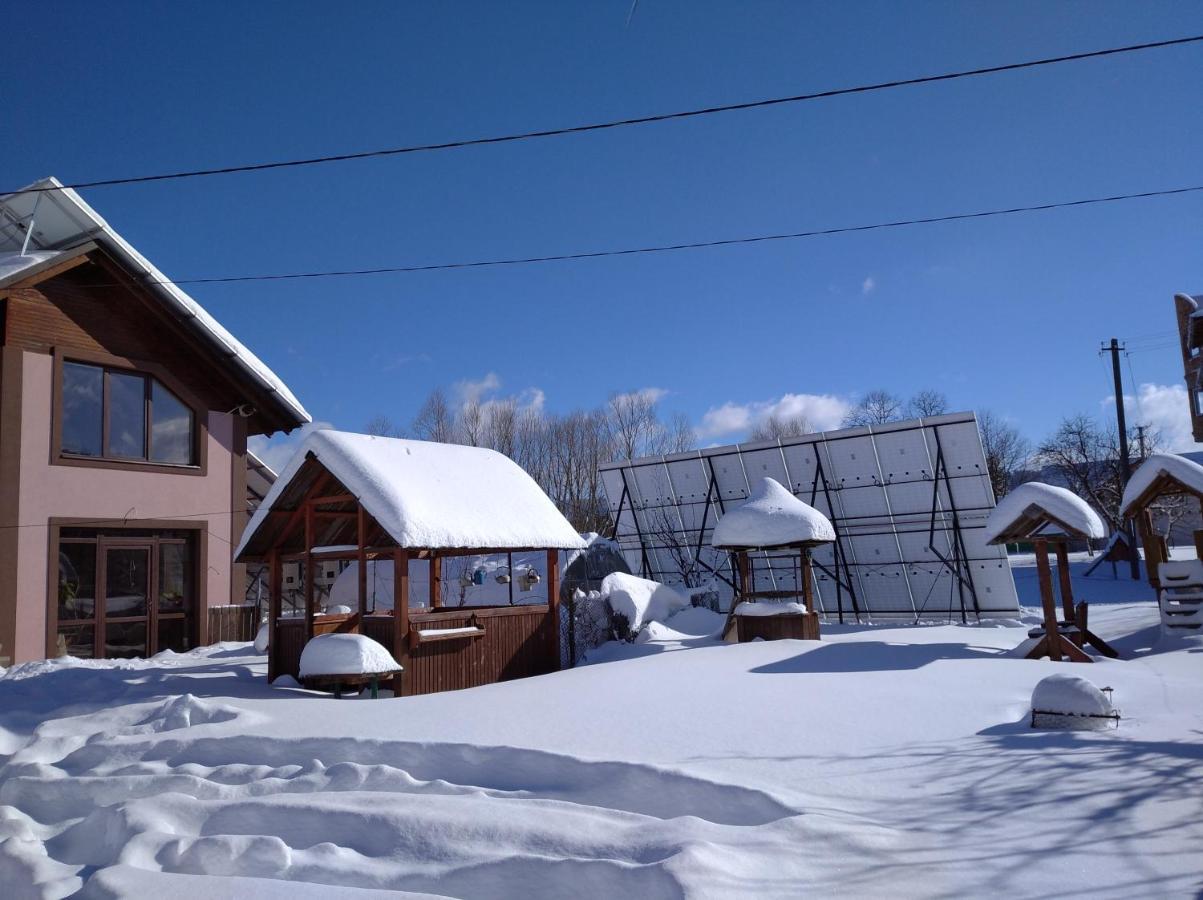Комфортні Номери Mykulychyn Exterior foto